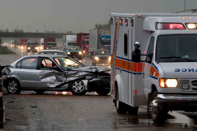 Lexington car accident: 7 ways an injury attorney can benefit your claim